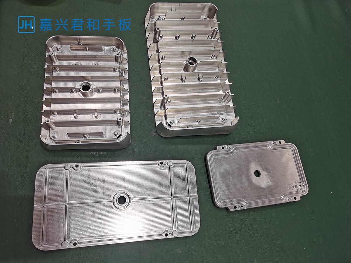 鋁合金燈具散熱器CNC加工